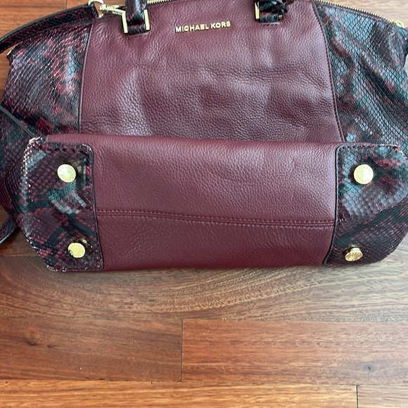 MICHAEL KORS Riley satchel maroon snakeskin leather - Picture 7 of 10